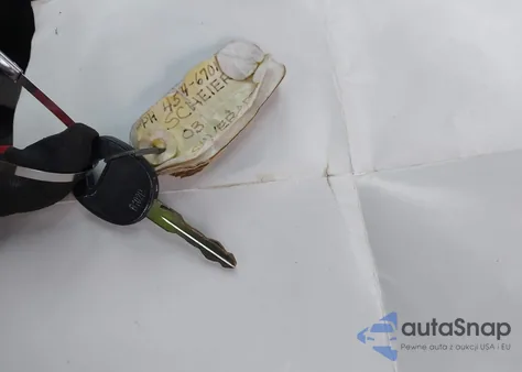 2003 Chevrolet Silverado 1500 Work Truck z USA, uszkodzony, nr VIN 1GCEC14V73E275140